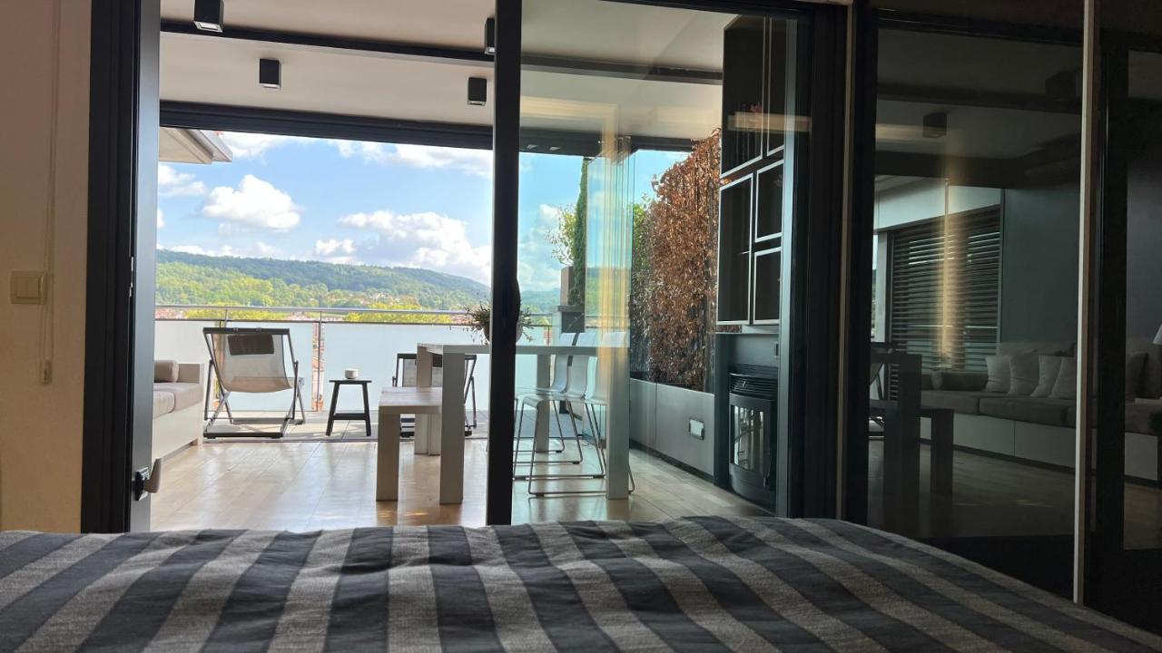 Atico De Diseno Con Terraza En El Centro De Olotアパートメント エクステリア 写真